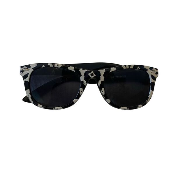 Aztec Print Unisex Sunglasses Coastal Beach Summer Vacation - Picture 1 of 10